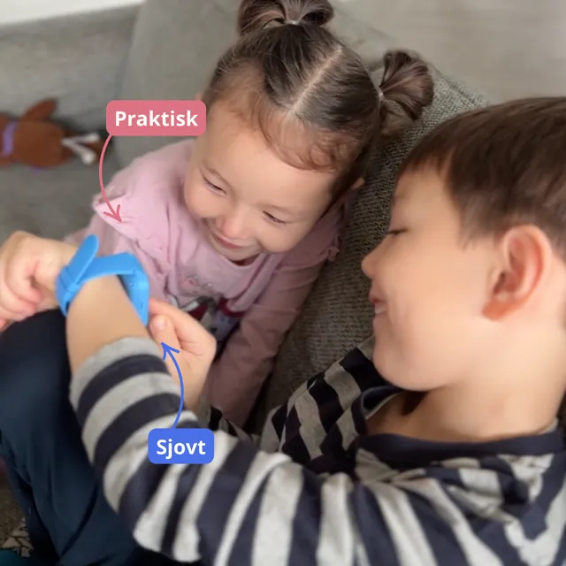 Børn der ser på KidsBuddy ur